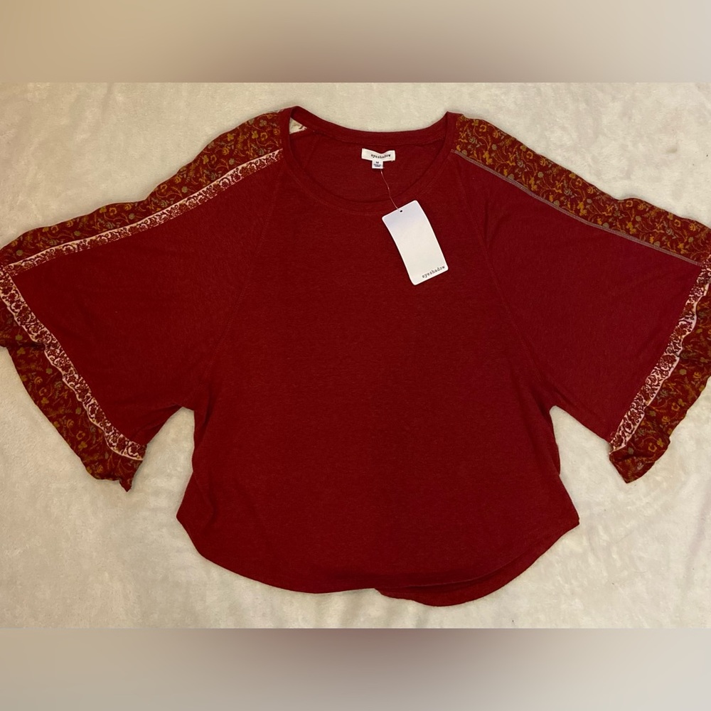 NWOT Womens Bell Sleeve Blouse